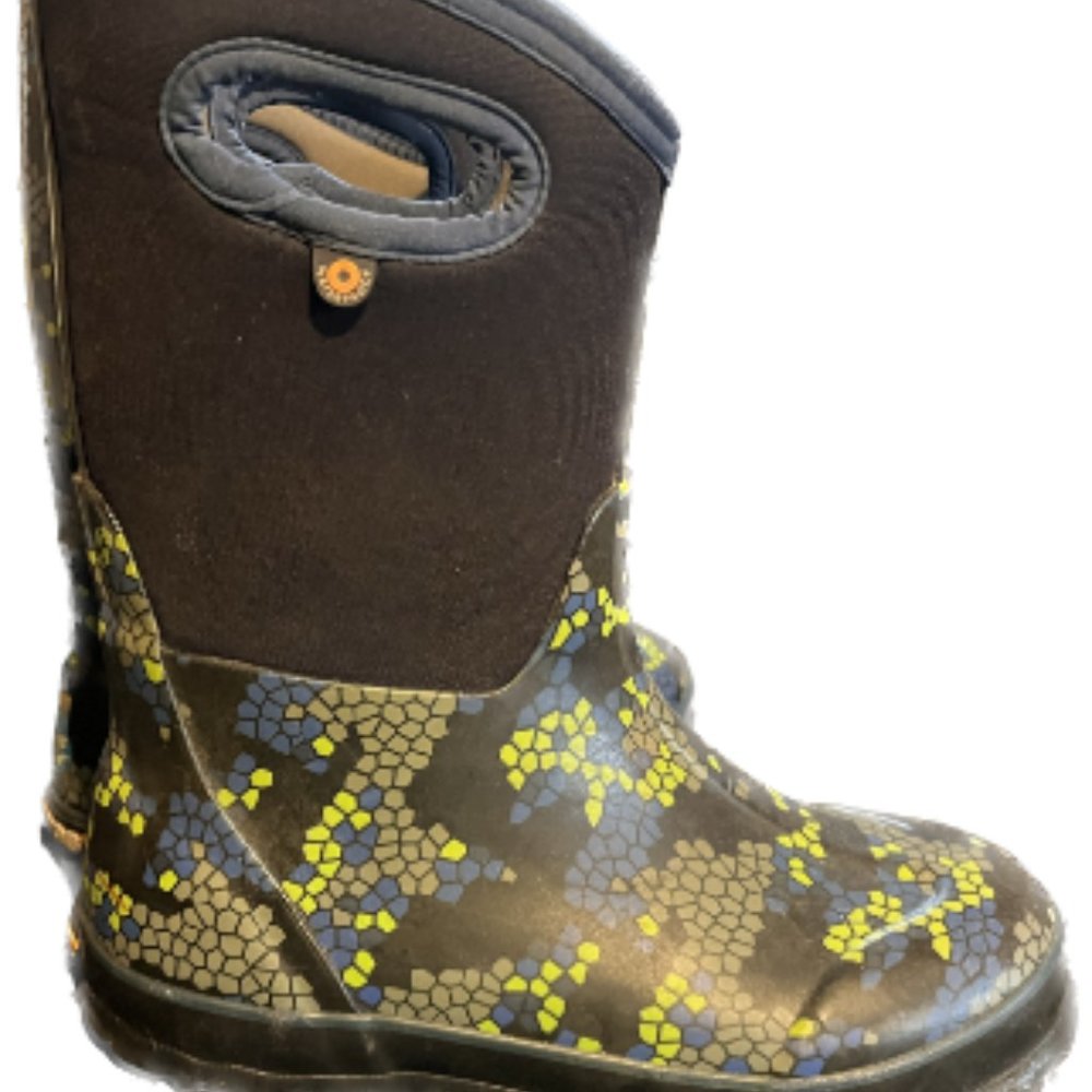 Bogs Kids winter boots size 4